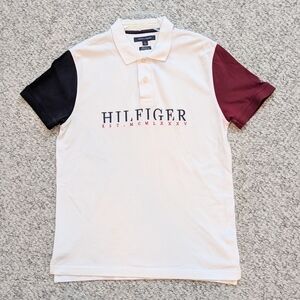 NWT Tommy Hilfiger Men (Medium) Colorblocked Regular Fit Short Sleeve Polo Shirt